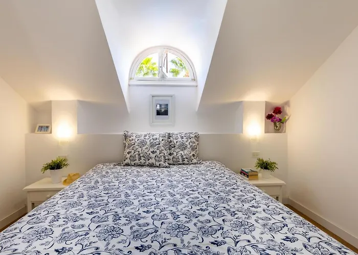 Apartamento 394 Renovated Duplex Parque Santiago Ii