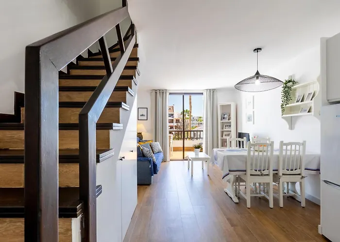 394 Renovated Duplex Parque Santiago Ii Апартаменти