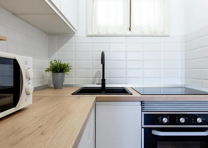 Апартаменти 394 Renovated Duplex Parque Santiago Ii