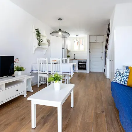 דירה 394 Renovated Duplex Parque Santiago Ii פלאייה דה לאס אמריקס